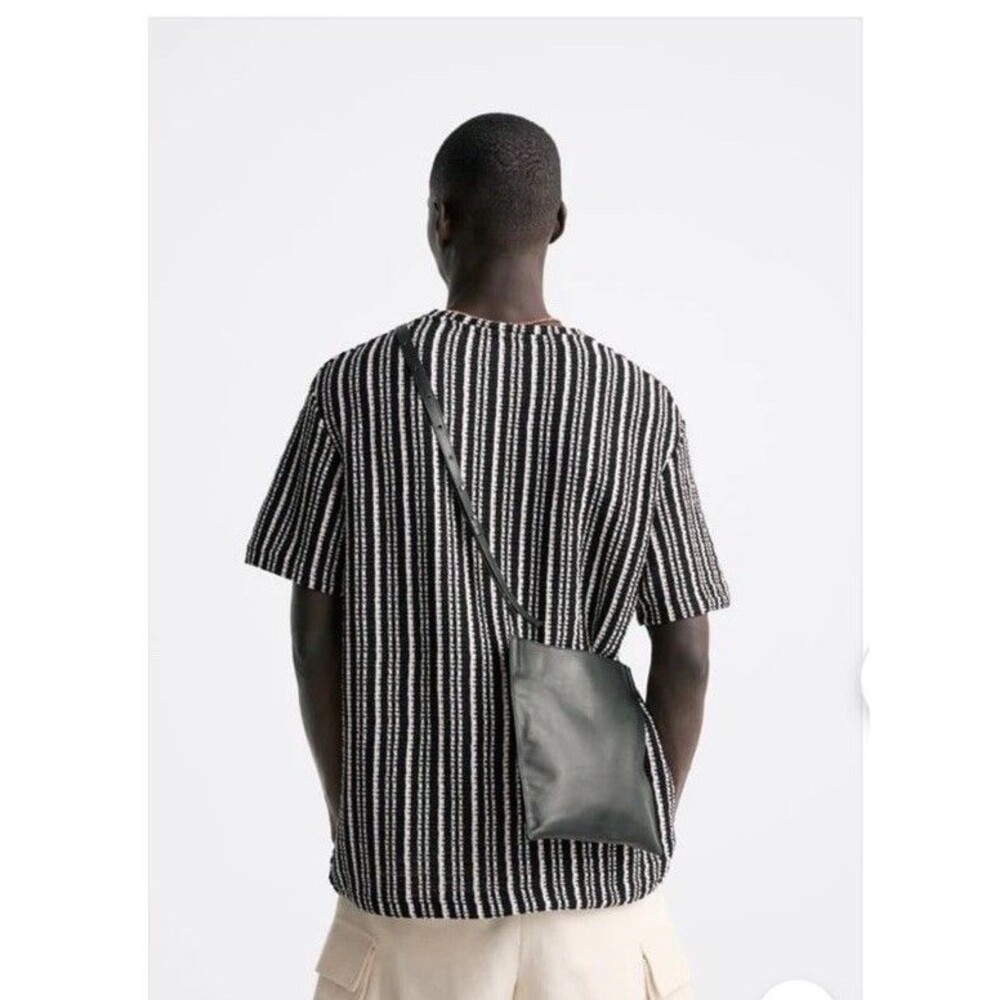 Zara Vertical Stripe Crewneck T-Shirt Men’s Size XL Short Sleeves Black/White - Picture 4 of 9